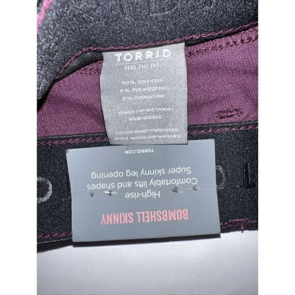 Torrid Bombshell Skinny Pants Women's 26R Purple Corduroy Stretch Waistband-New - Picture 10 of 11